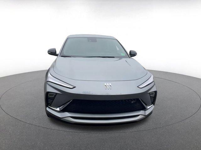 used 2025 Buick Envista car, priced at $24,146