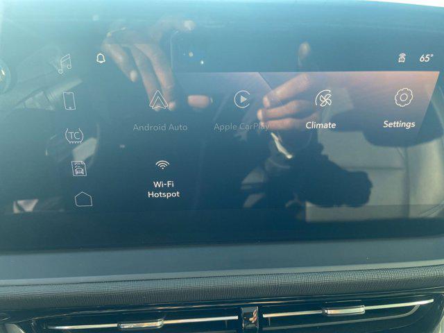 used 2025 Buick Envista car, priced at $24,616