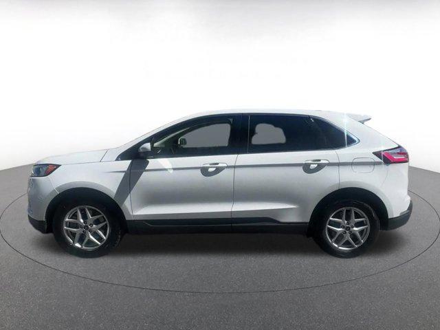 used 2024 Ford Edge car, priced at $25,482
