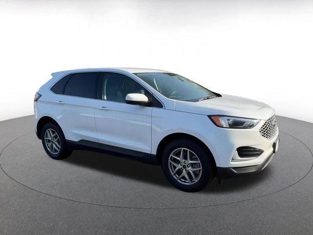 used 2024 Ford Edge car, priced at $23,796