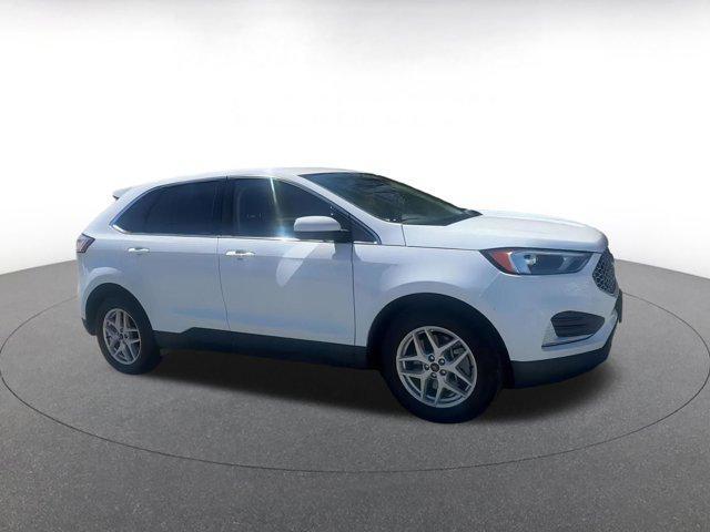 used 2024 Ford Edge car, priced at $25,482