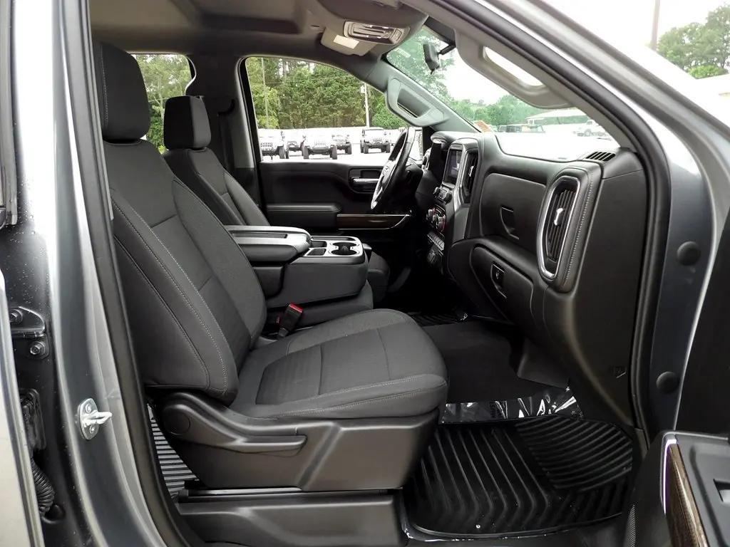 used 2021 Chevrolet Silverado 1500 car, priced at $31,995