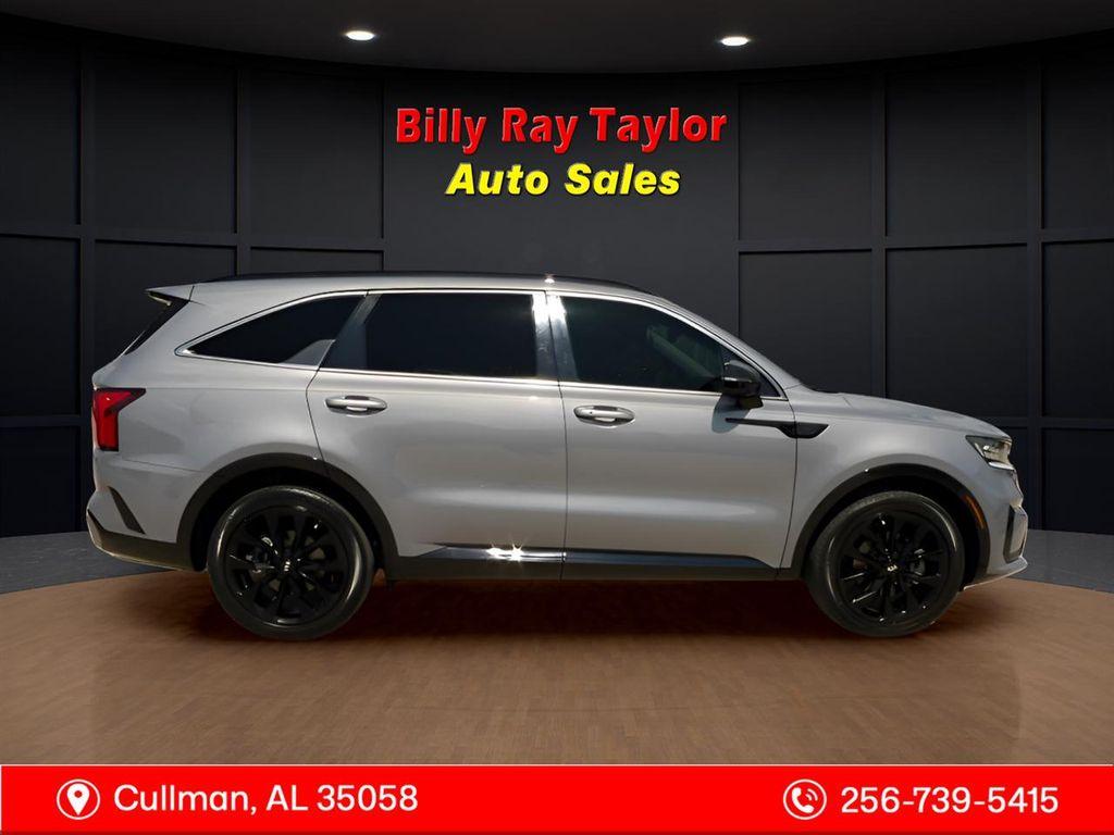 used 2021 Kia Sorento car, priced at $26,995