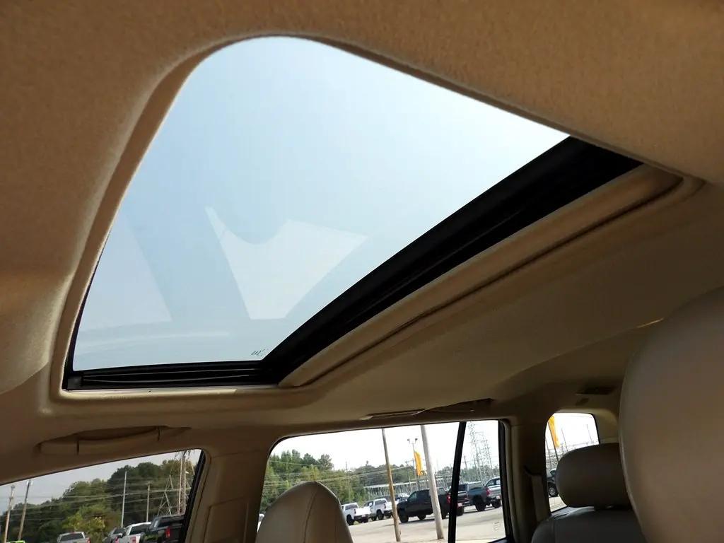used 2012 Toyota Highlander car, priced at $11,995