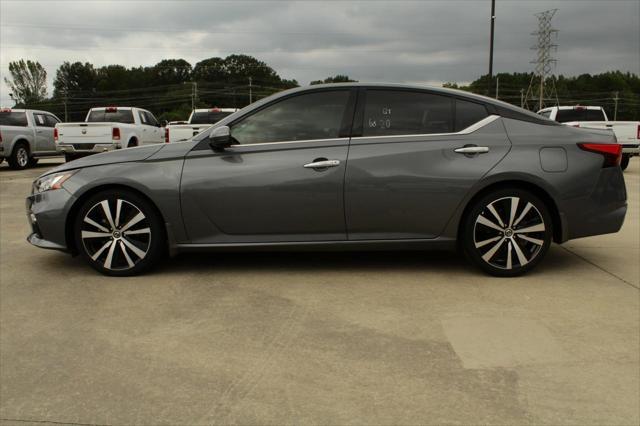 used 2020 Nissan Altima car, priced at $22,900