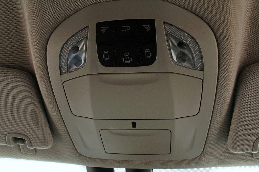 used 2021 Chrysler Pacifica car, priced at $26,995