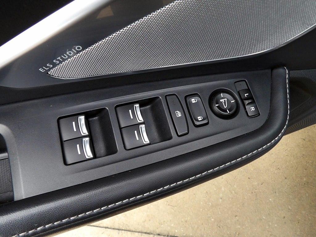 used 2019 Acura RDX car, priced at $24,995