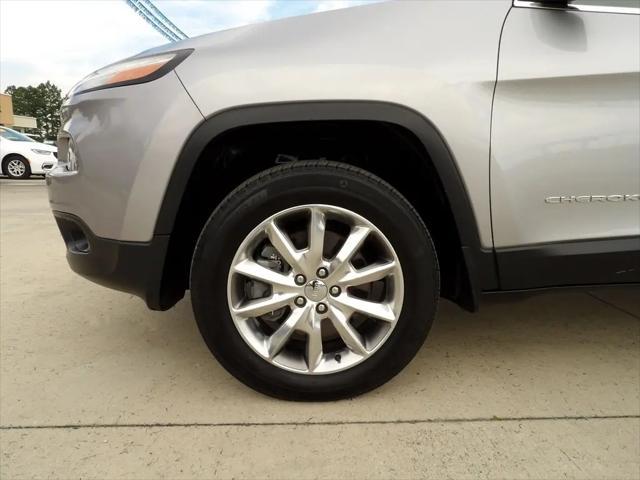 used 2014 Jeep Cherokee car, priced at $11,995