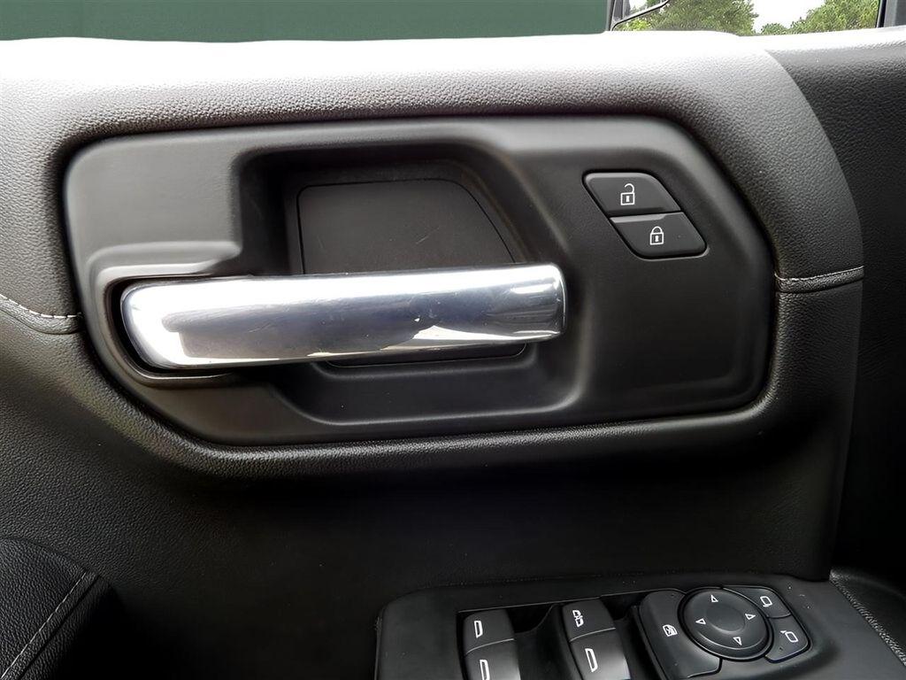 used 2022 Chevrolet Silverado 1500 car, priced at $32,995