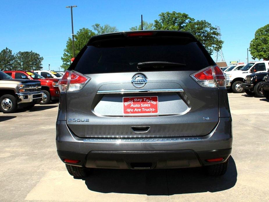 used 2016 Nissan Rogue car, priced at $17,995