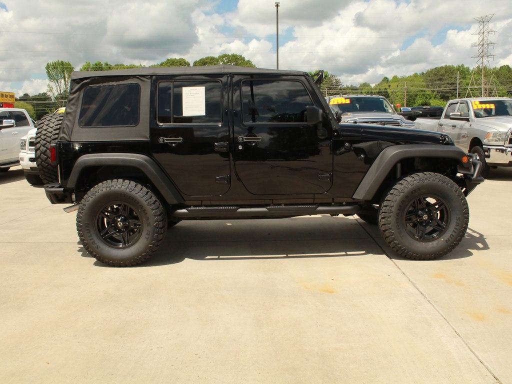 used 2016 Jeep Wrangler Unlimited car, priced at $25,995