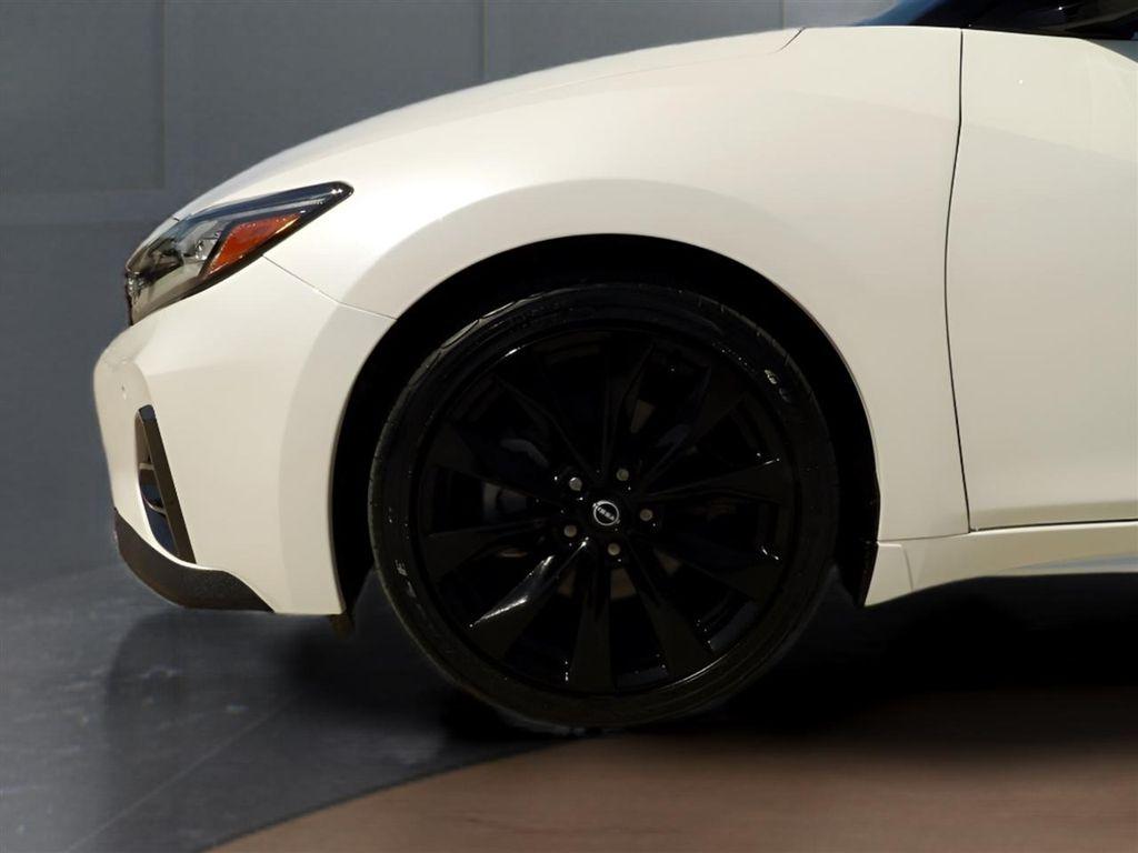 used 2023 Nissan Maxima car, priced at $36,995