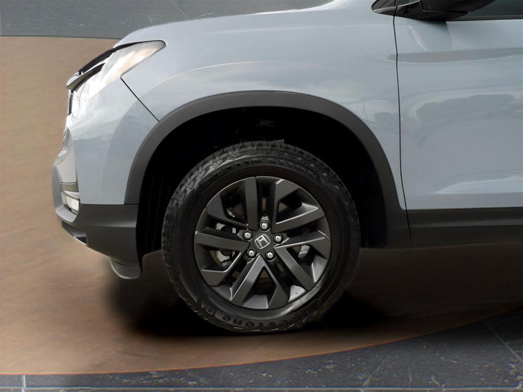 used 2024 Honda Ridgeline car, priced at $35,995