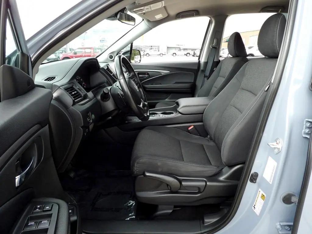 used 2024 Honda Ridgeline car, priced at $35,995