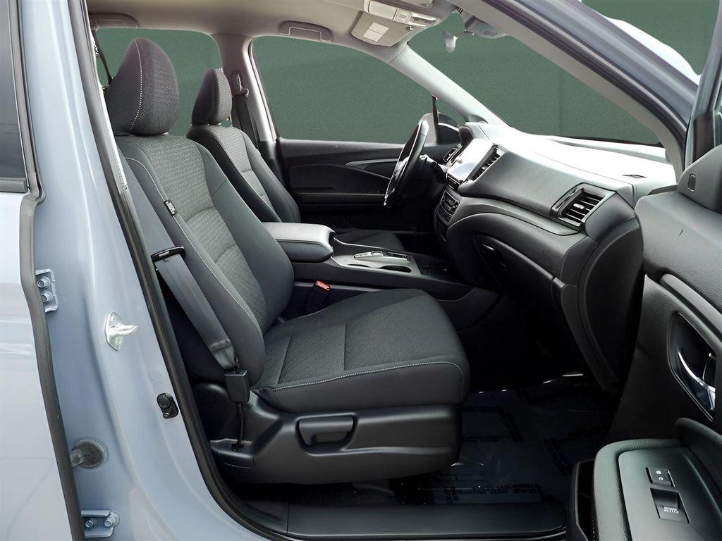 used 2024 Honda Ridgeline car, priced at $35,995