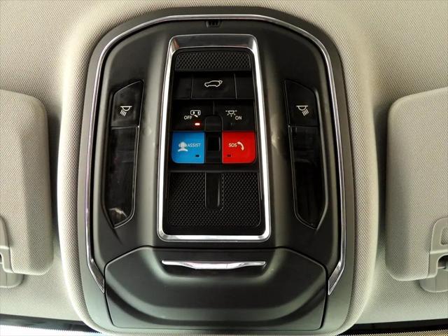 used 2023 Jeep Grand Cherokee car