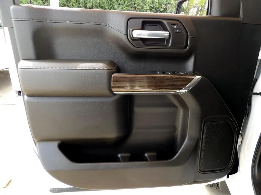 used 2021 Chevrolet Silverado 1500 car, priced at $35,400