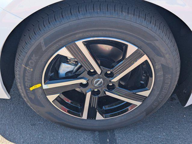 new 2025 Nissan Sentra car, priced at $24,300