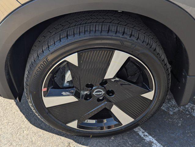 new 2025 Nissan Kicks car, priced at $27,644