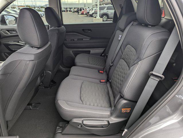 new 2025 Nissan Pathfinder car, priced at $38,450
