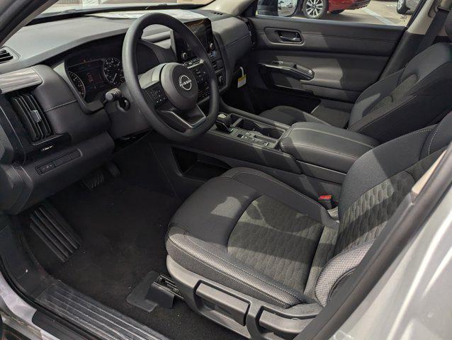 new 2025 Nissan Pathfinder car, priced at $35,785