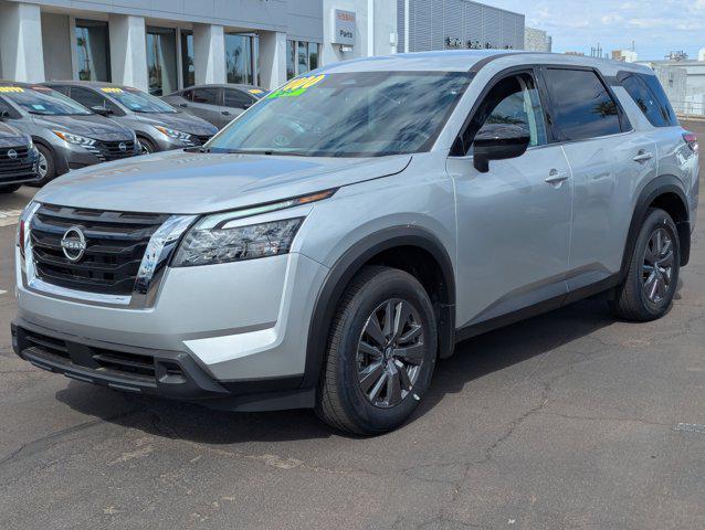 new 2025 Nissan Pathfinder car, priced at $35,785
