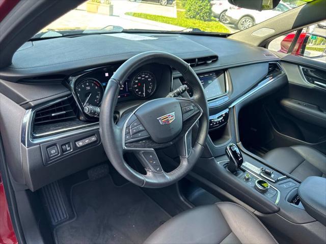 used 2021 Cadillac XT5 car, priced at $33,000