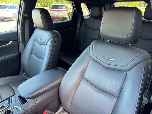 used 2021 Cadillac XT5 car, priced at $33,000