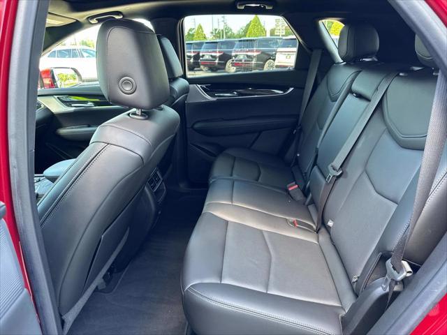 used 2021 Cadillac XT5 car, priced at $33,000