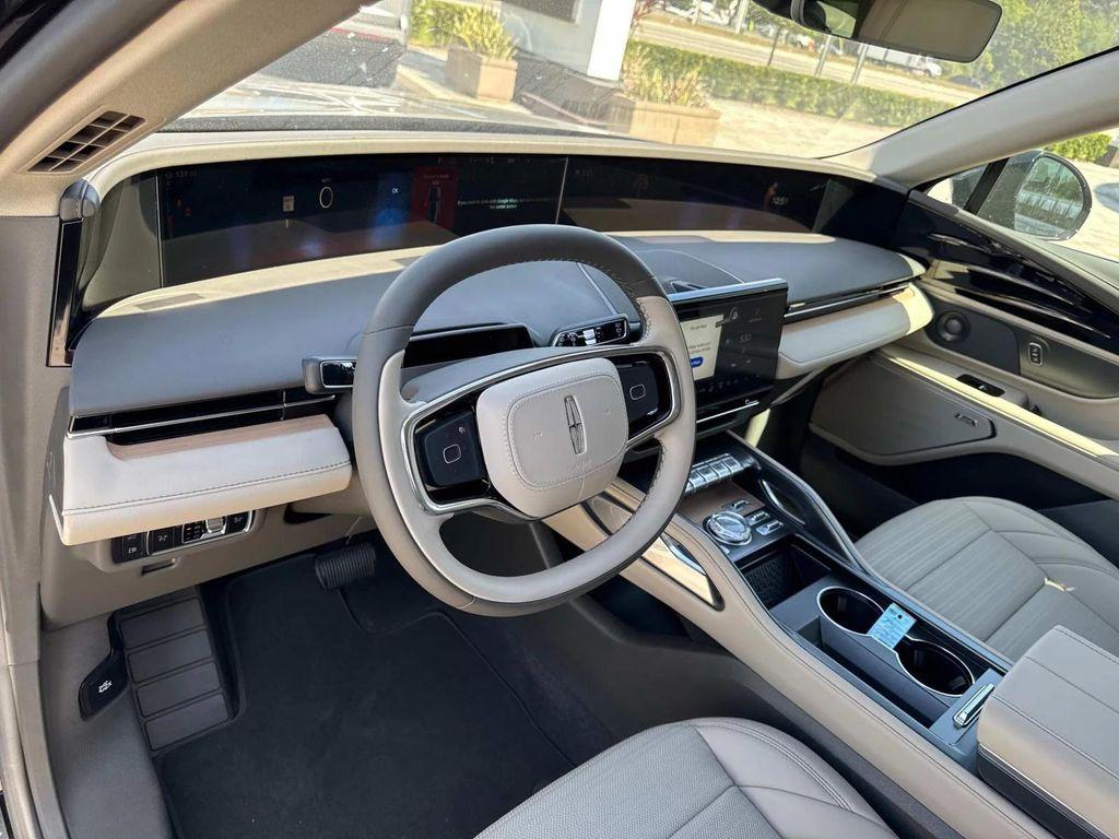 new 2025 Lincoln Nautilus car, priced at $60,288