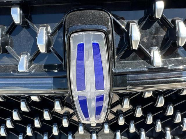 new 2025 Lincoln Nautilus car, priced at $63,705