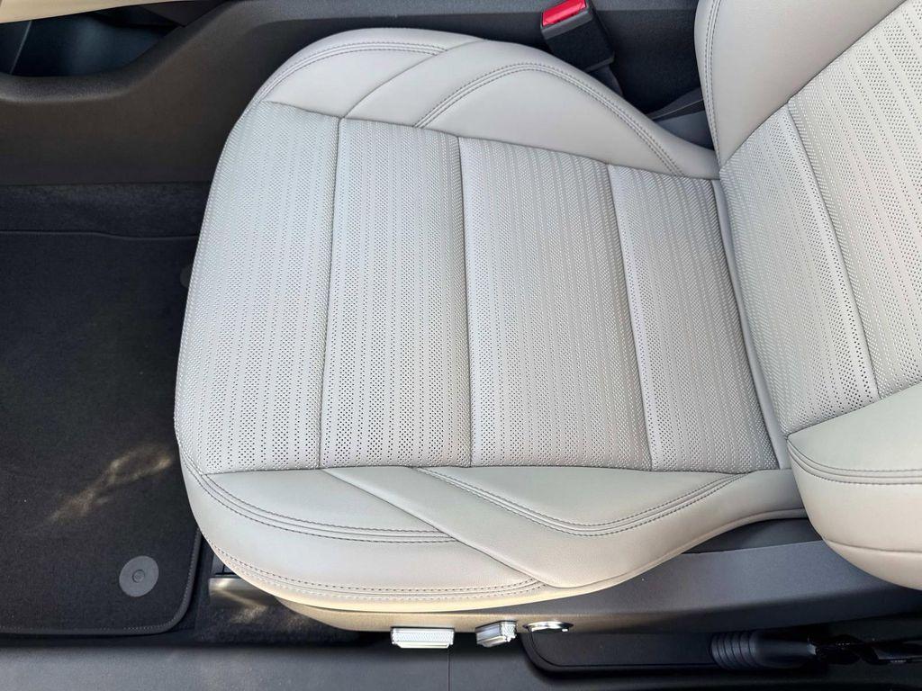 new 2025 Lincoln Nautilus car, priced at $60,288