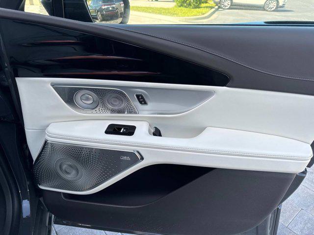 new 2025 Lincoln Nautilus car, priced at $74,846