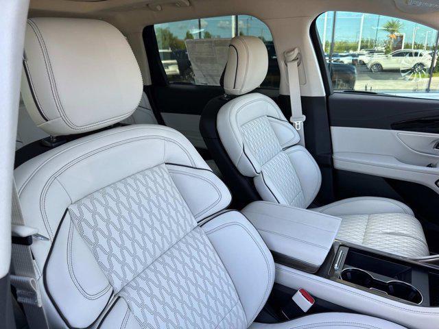 new 2025 Lincoln Nautilus car, priced at $74,846