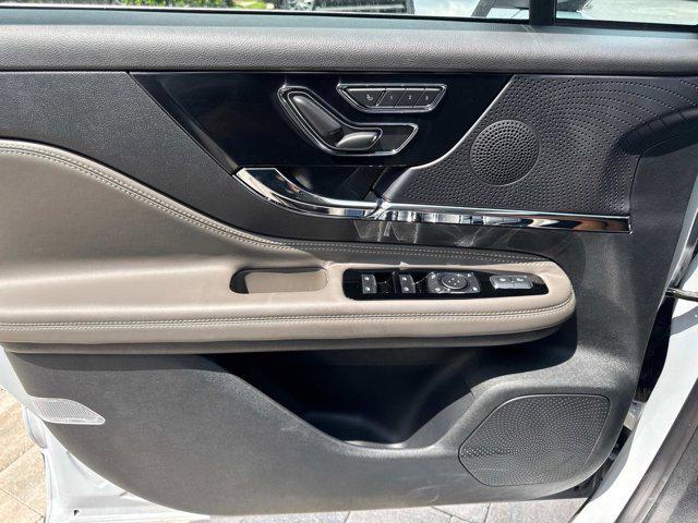 new 2025 Lincoln Corsair car, priced at $40,584