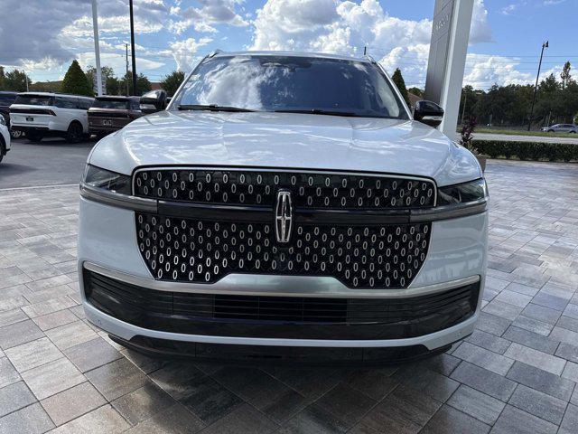 new 2025 Lincoln Navigator car, priced at $99,543