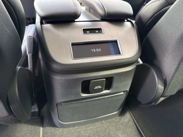 new 2025 Lincoln Navigator car, priced at $99,543