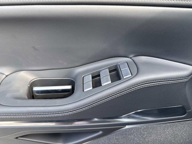 new 2025 Lincoln Navigator car, priced at $99,543