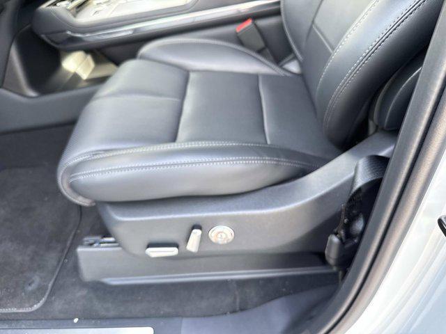 new 2025 Lincoln Navigator car, priced at $99,543