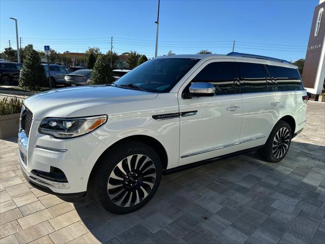 used 2023 Lincoln Navigator car, priced at $89,900