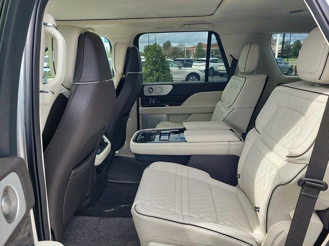 new 2024 Lincoln Navigator car, priced at $115,870