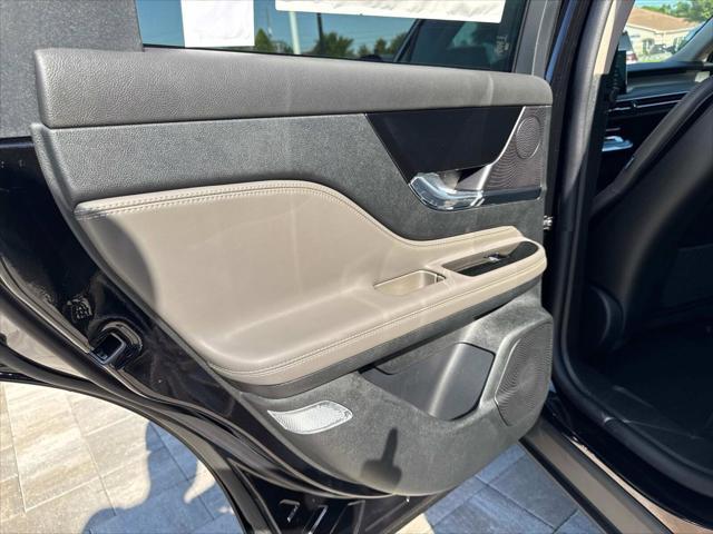 new 2025 Lincoln Corsair car, priced at $45,470