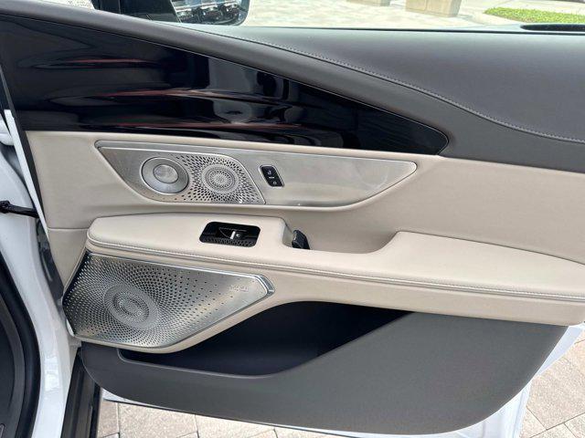 new 2025 Lincoln Nautilus car, priced at $63,115