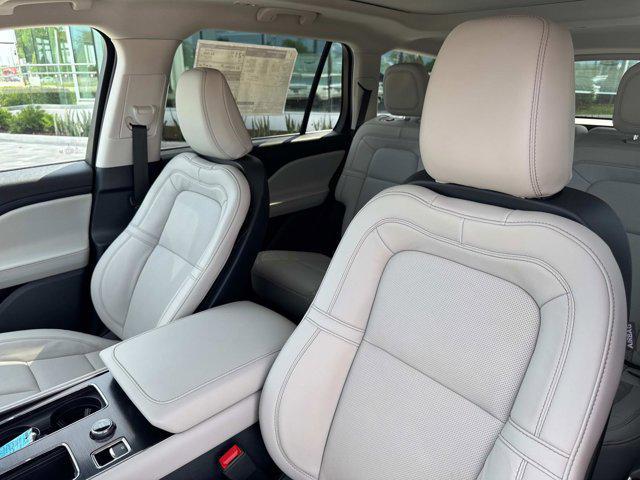 new 2025 Lincoln Aviator car, priced at $66,744