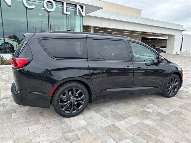 used 2020 Chrysler Pacifica car, priced at $19,300