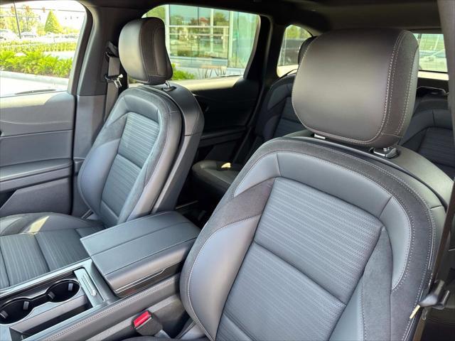 new 2025 Lincoln Nautilus car, priced at $65,455