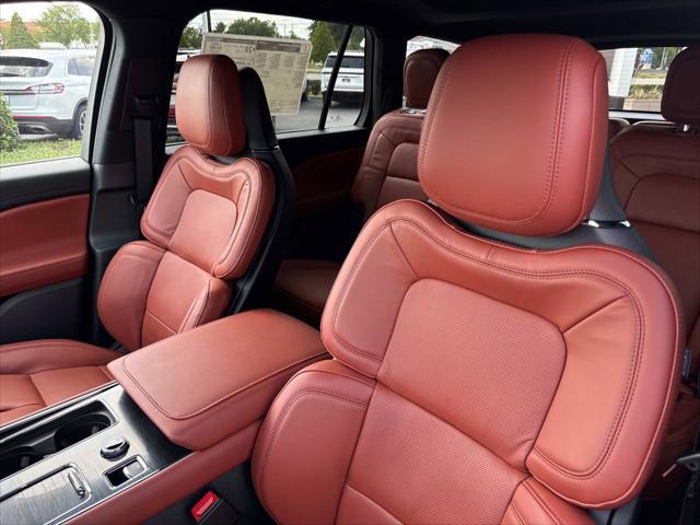 new 2025 Lincoln Aviator car, priced at $81,050
