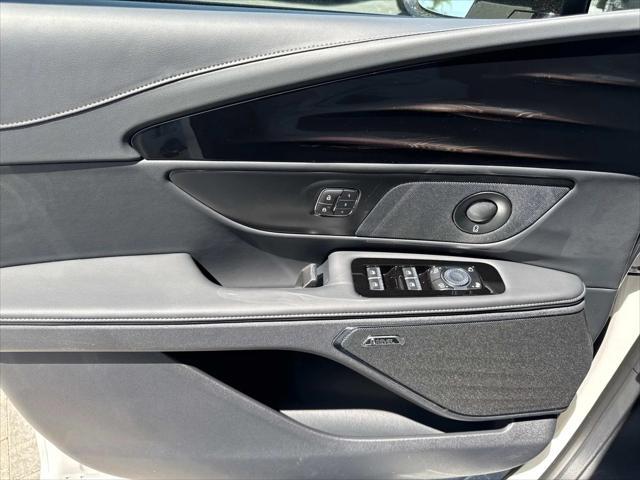 new 2025 Lincoln Nautilus car, priced at $67,455