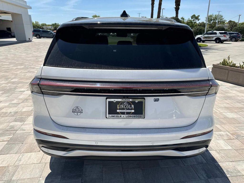 new 2025 Lincoln Nautilus car, priced at $63,591
