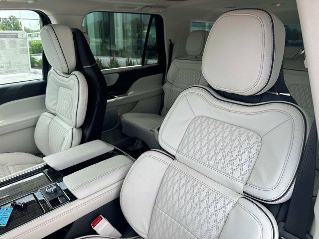 new 2024 Lincoln Navigator car, priced at $104,315